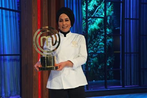 Masterchef All Star şampiyonu kimdir Esra Tokelli kaç yaşında nereli