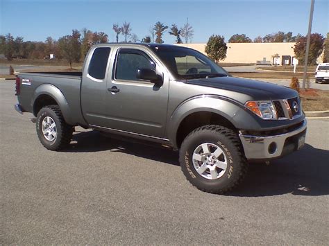 2005 Nissan Frontier Body Lift