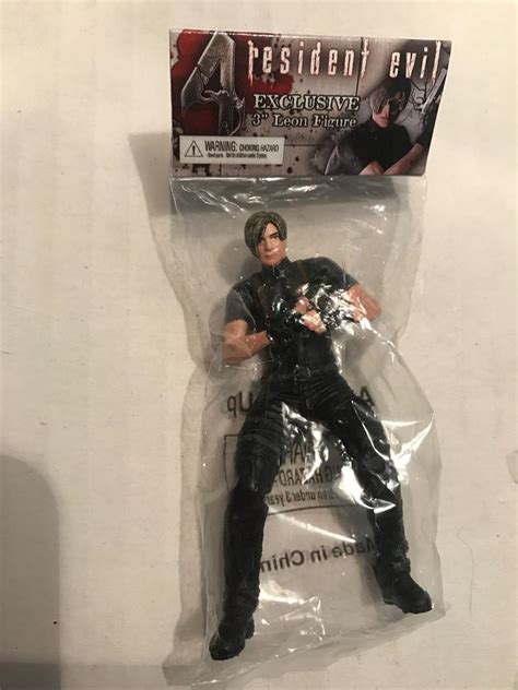 Resident Evil 4 Neca Leon S Kennedy Mini 3 Figure Exclusive Rare Htf