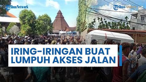 Akses Utama Sentani Lumpuh Imbas Iring Iringan Jenazah Lukas Enembe