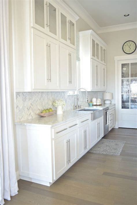 90 Elegant White Kitchen Cabinet Design Ideas Page 10 Of 91