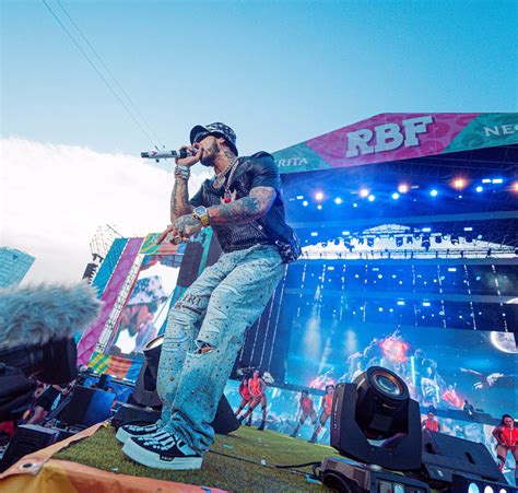 Reggaeton Beach Festival Llega A Santander Con Anuel Jhayco Justin