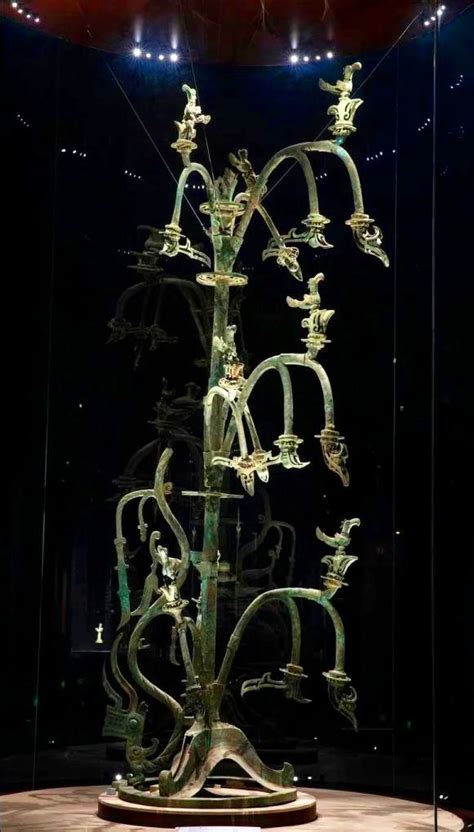 A Bronze Fusang Tree Unearthed From The Sanxingdui Cultural Site The 12th11th Centuries Bc