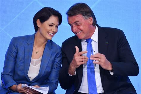 Michelle Bolsonaro Primeira Dama Sinaliza Papel No Governo Descubra