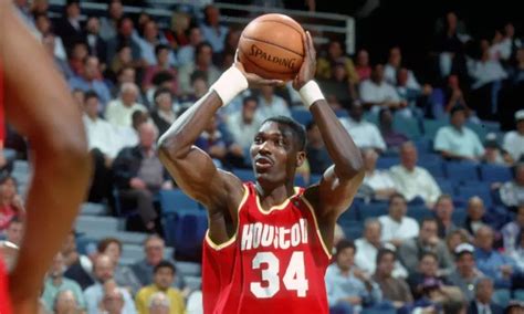 Hakeem Olajuwon La Carrière De The Dream En 34 Points • Basket Usa