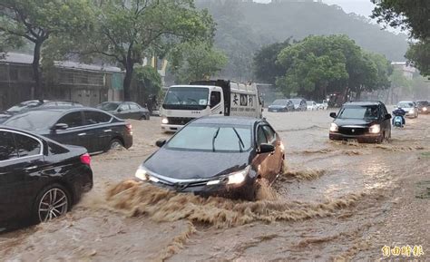 雙北大雷雨來襲 7區域淹水警戒 生活 自由時報電子報