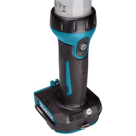 Makita ML002G 40v Max XGT Cordless LED Flashlight Torch Body Only