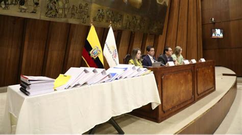 Controversia En Asamblea Por Informe Del Juicio Político Contra