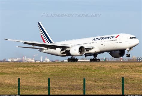 F GSPZ Air France Boeing 777 228ER Photo By William Verguet ID