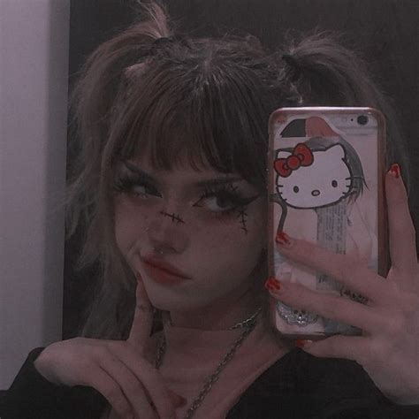 Girl Twitter Icon ♡ In 2020 Aesthetic Girl Indie Makeup 90s Grunge Hair