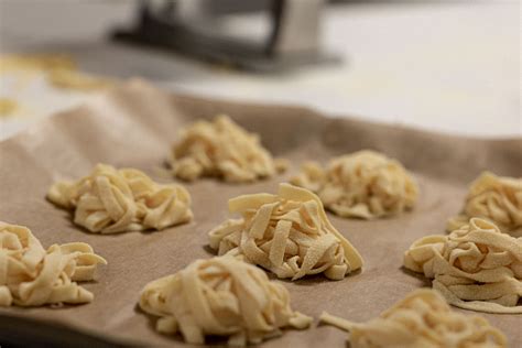 Tagliatelle Selber Machen Rezept F R Pastateig Mit Mehl