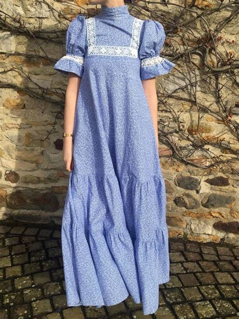 The Vintage Dress Brand That Is This Summers Must Have Buy Laura