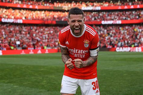 Oficial Otamendi renova o Benfica até 2025 Flashscore pt