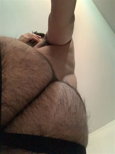 Time To Eat Nudes Hairymanass NUDE PICS ORG