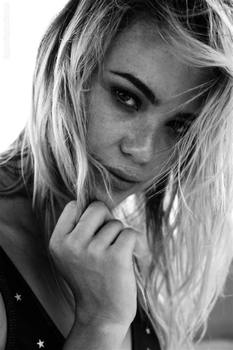 Amber Davis Amberrdaviss Nude Onlyfans Leaks Fappening Fappeningbook