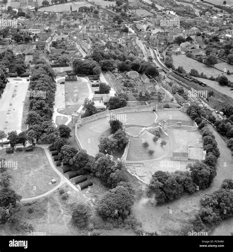 Pickering castle aerial hi-res stock photography and images - Alamy