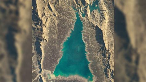 Earth from space: Strange phenomena create festive decorations on Iraq ...