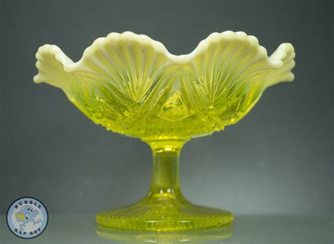 Davidson Yellow Pearline Uranium Glass Victoria And Albert Circa 1897