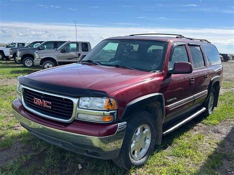 2005 GMC Yukon XL - Wild Rose Auction Services