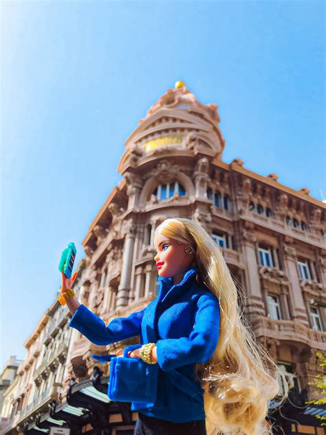 Cose Da Vedere A Bari Barbie In Town Gira La Puglia E L Italia