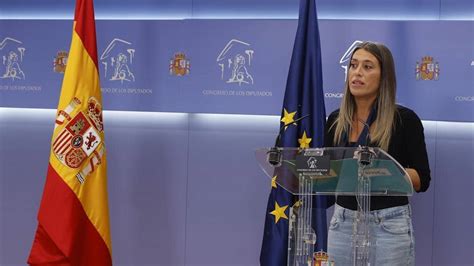 Qui N Es Miriam Nogueras La Diputada De Junts Que Aparta La Bandera De