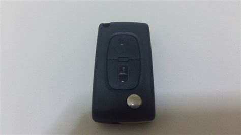 Carcasa Llave Navaja C3 De 2 Botones Para Pila En Telemando Cars Willis