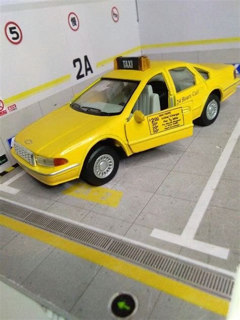 Chevy Caprice Nyc Taxi Hobbies And Toys Collectibles And Memorabilia