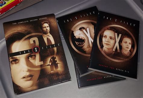 The X Files Season 2 Dvd David Duchovny Gillian Anderson Complete Second Season Dvds And Blu Ray