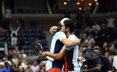 US Open 2022 così fa malissimo Sinner cede al quinto Alcaraz in