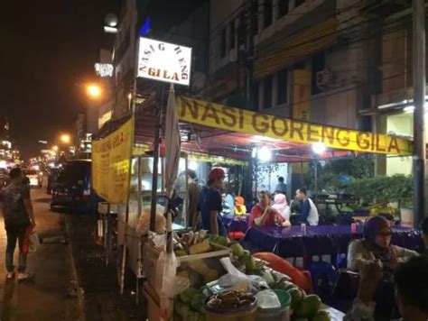 Tempat Kuliner Malam Jakarta Yang Tidak Boleh Dilewatkan