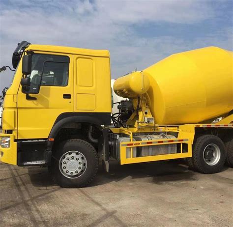 Hot Selling Sinotruk Sitom Volumetric Ton Concrete Mixer Truck