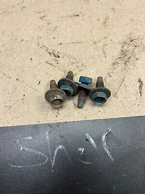 1969 70 71 72 CHEVELLE GTO CUTLASS CAMARO Fender Sheet Metal MOUNT BOLT