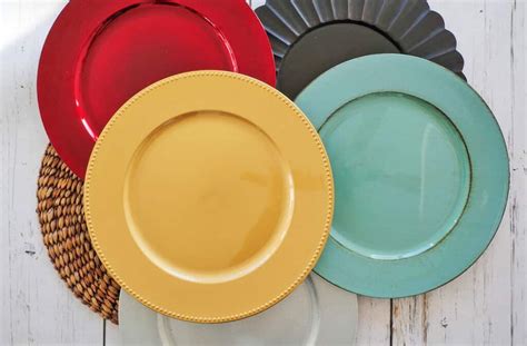 9 Stunning Charger Plates To Elevate Your Table Setting In Style