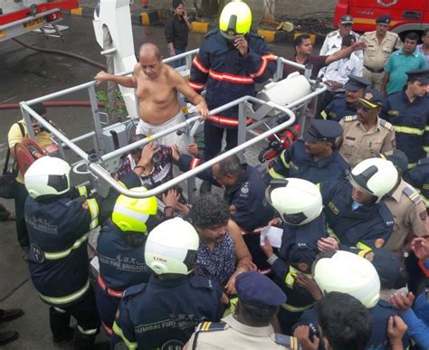 4 killed, 20 injured in fire at Mumbai high-rise - Rediff.com India News