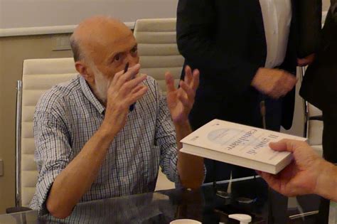 Grande Affluenza Di Pubblico All Incontro Con Carlo Petrini Slow Food