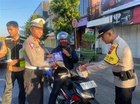 Polres Banjarnegara Lakukan Sosialisasi Tertib Lalu Lintas Sukseskan