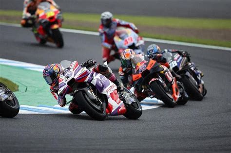 Japanese Grand Prix red-flagged due to heavy rain | The Straits Times