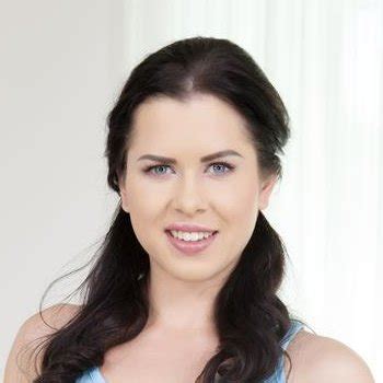 Cassie Fire Videos Watch Her Free Sex Vids At FreeOnes