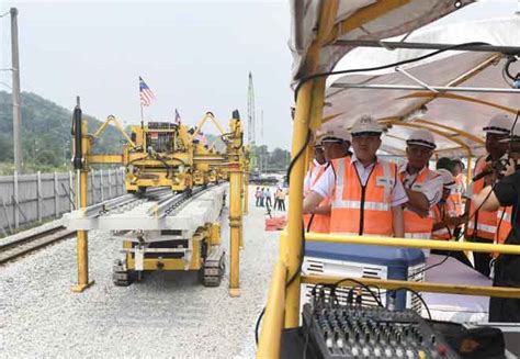 Kos Naik Taraf Landasan Berkembar Kvdt Rm Bilion Utusan Borneo