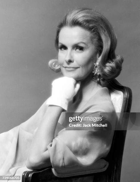 Actress Dina Merrill Photos And Premium High Res Pictures Getty Images