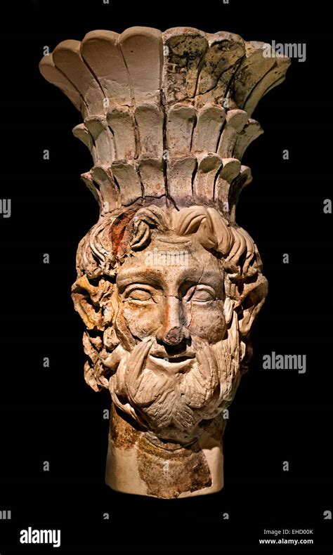 Dios baal estatua fotografías e imágenes de alta resolución Alamy