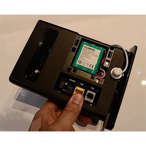 LTE Cat4 CPE HUAWEI E5172 Review & Specs | Buy HUAWEI E5172 LTE Cat4 CPE