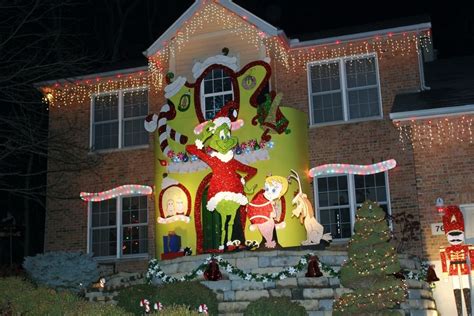 30 Grinch Christmas Decorations Ideas - MagMent