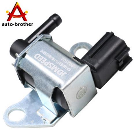 Vapor Canister Purge Solenoid En For Nissan Cube Sentra Versa