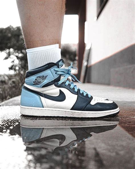 Air Jordan 1 High Obsidian 555088 140 Blue White Nike Casual Shoes Air Jordans Nike Shoes