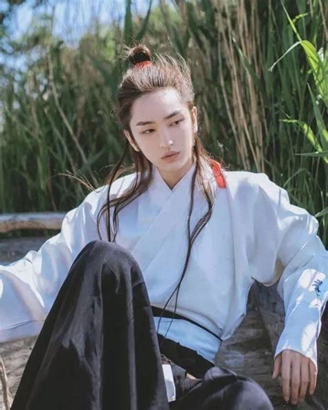 Top 10 Most Handsome Men In Hanfu 2021 Handsome Men Hanfu Most