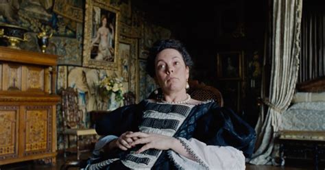 Britains Olivia Colman Picks Up The Oscar For Best Actress For Playing