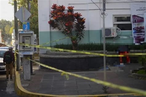 Hombre Fallece Afuera Del Hospital Civil De Xalapa Xeu Noticias Veracruz