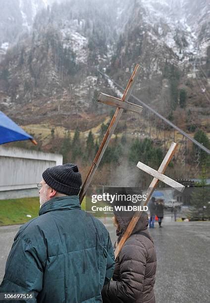 58 Kaprun Disaster Stock Photos, High-Res Pictures, and Images - Getty ...