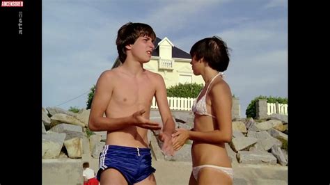 Naked Amanda Langlet In Pauline At The Beach